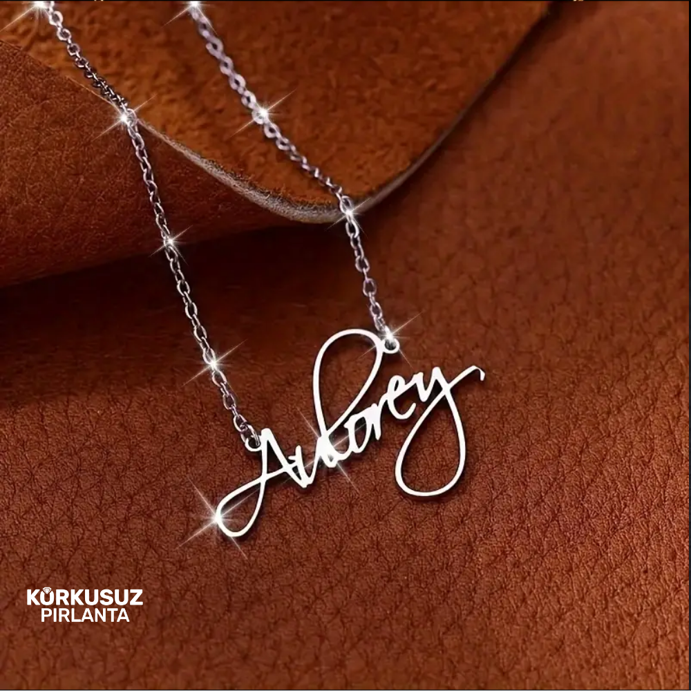 kisiye-ozel-925-ayar-gumus-el-yazisi-isim-kolye-korkusuz-pirlanta kisiye-ozel-925-ayar-gumus-el-yazisi-isim-kolye-korkusuz-pirlanta