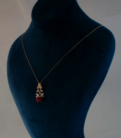 Dikenli-Gul-TasarimliiRose-Altin-Kolye2