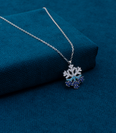 Kar-Tamesi-TasarimliiMavi-TasliiGumussKolye