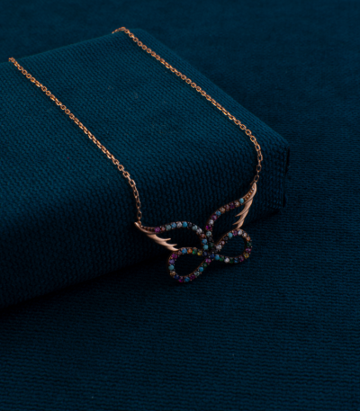 Renkli-TasliiKanatliiRose-Altin-Kolye