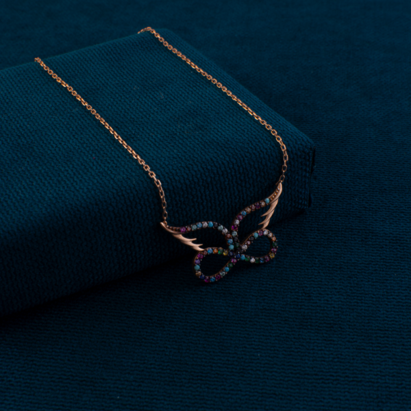 Renkli-TasliiKanatliiRose-Altin-Kolye