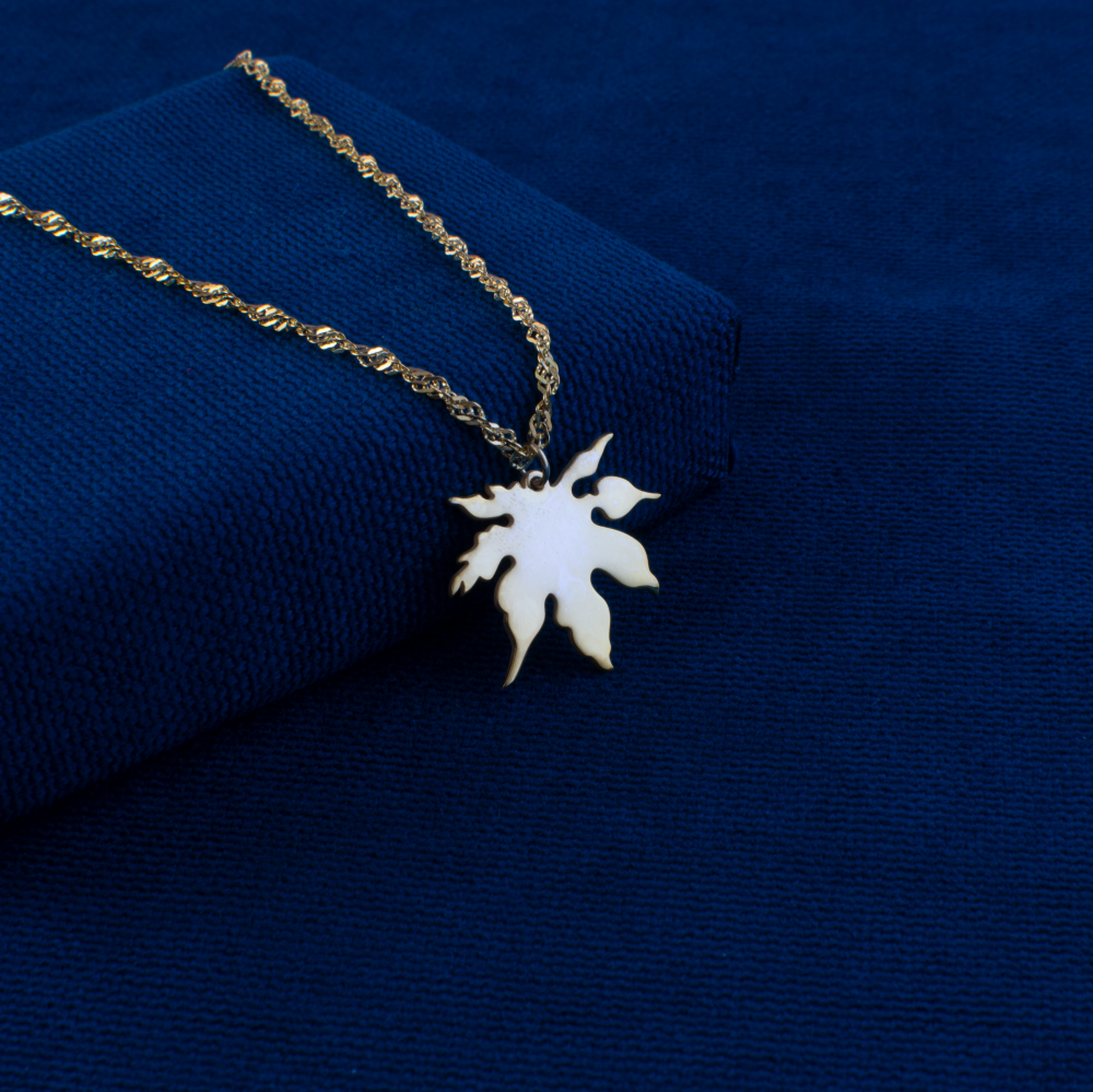 Yaprak-TasarimliiAltin-Kolye